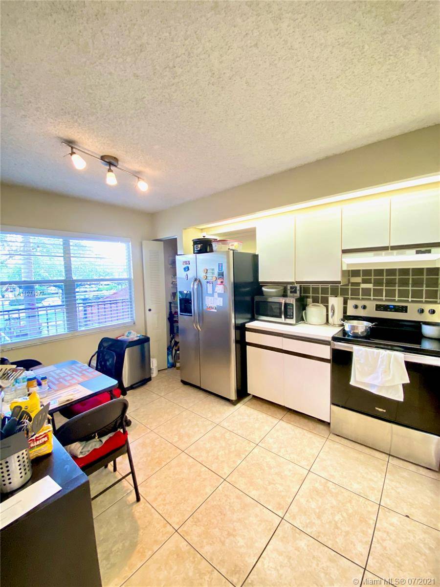 Pembroke Pines, FL 33027,1101 SW 128th Ter #203C