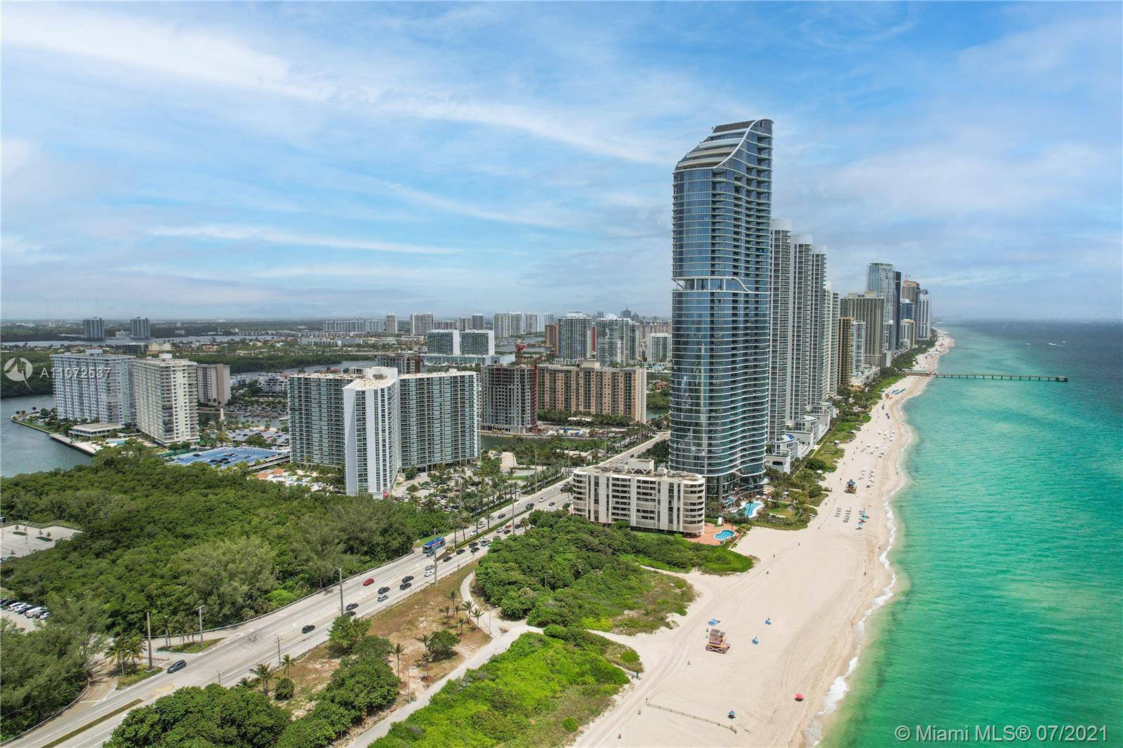 Sunny Isles Beach, FL 33160,300 Bayview Dr #1509