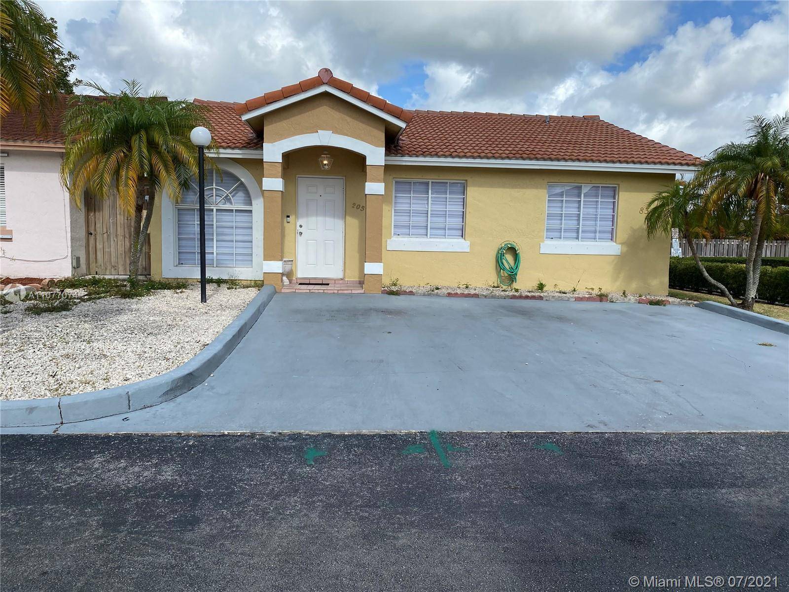 Hialeah, FL 33015,8345 NW 186th St #205