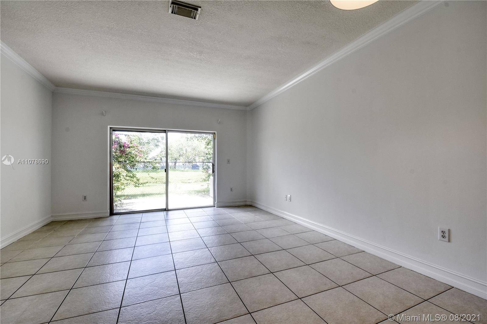 Palmetto Bay, FL 33157,15750 SW 92nd Ave #24C