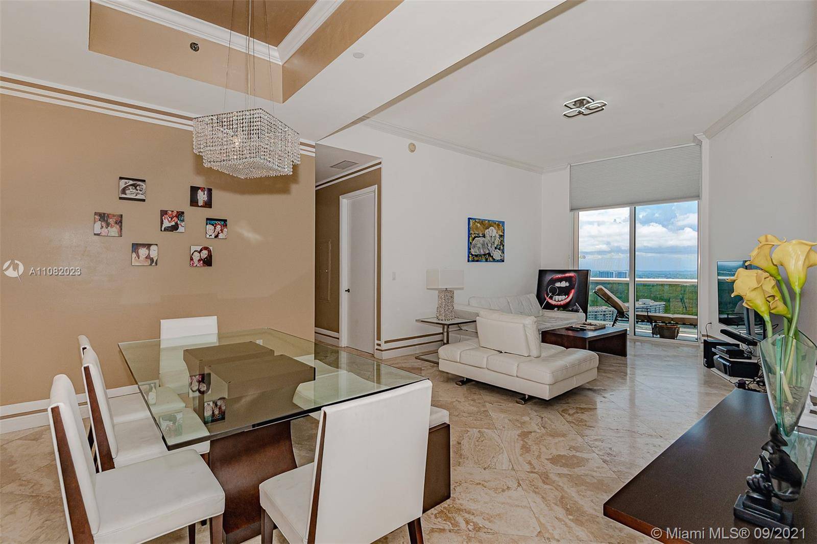 Sunny Isles Beach, FL 33160,15901 Collins Ave #3205