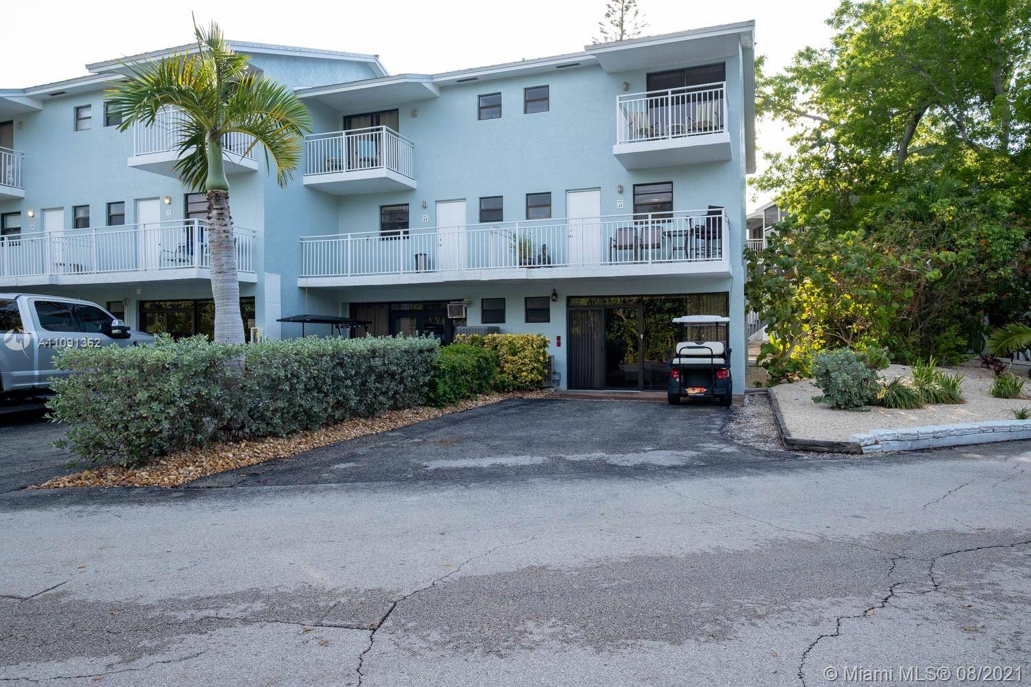 Key Largo, FL 33037,1500 Ocean Bay Dr #J1