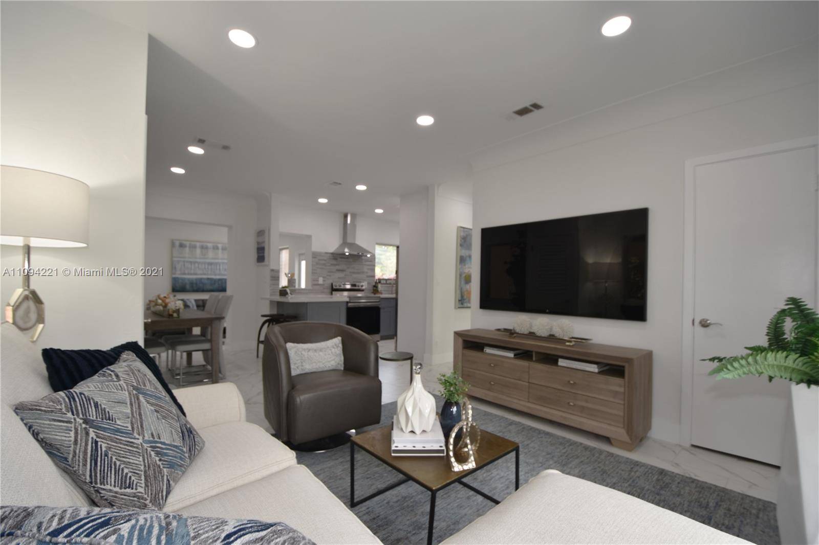 Fort Lauderdale, FL 33315,811 SW 26th Ct