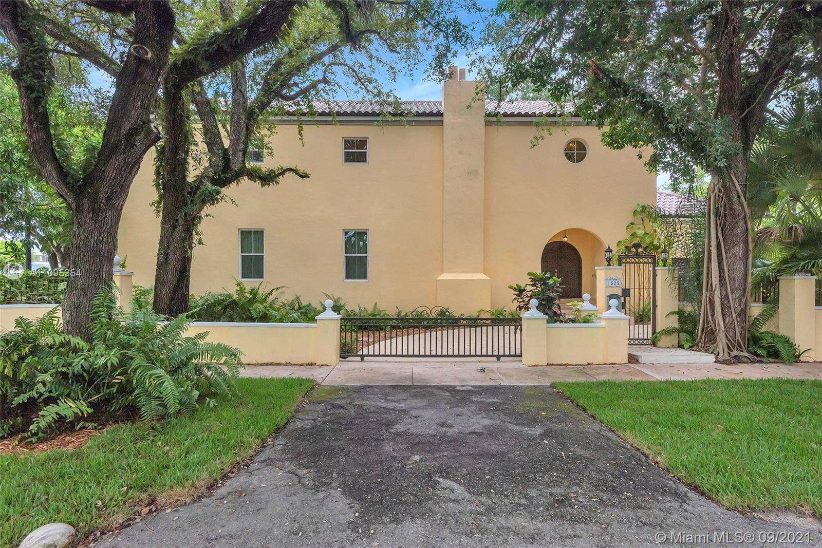 Coral Gables, FL 33134,1525 Cadiz Avenue