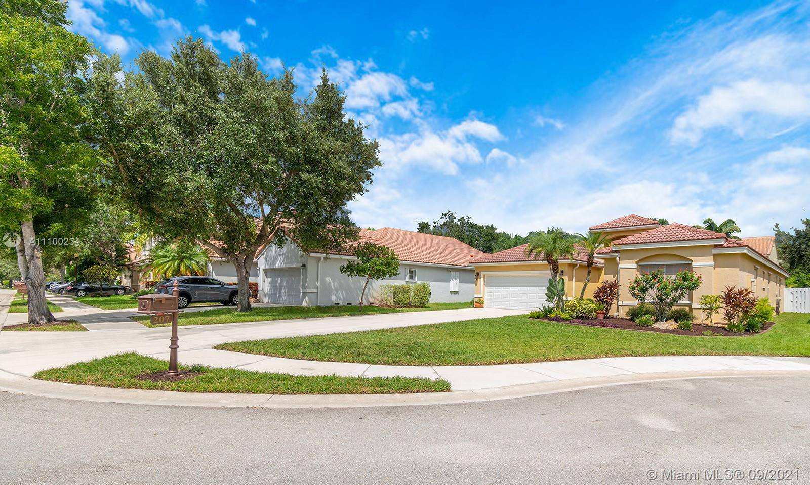 Weston, FL 33326,207 Cameron Ct