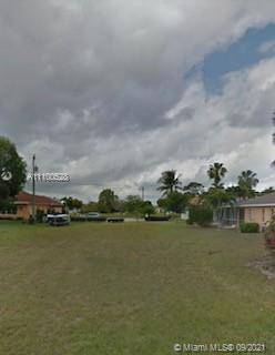 Cape Coral, FL 33914,3732 SW 15 Pl