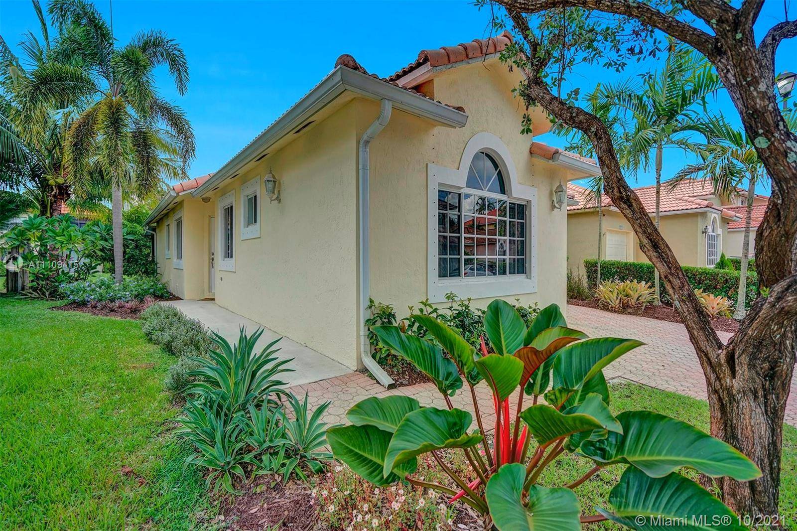 Weston, FL 33326,111 Danielle Ct