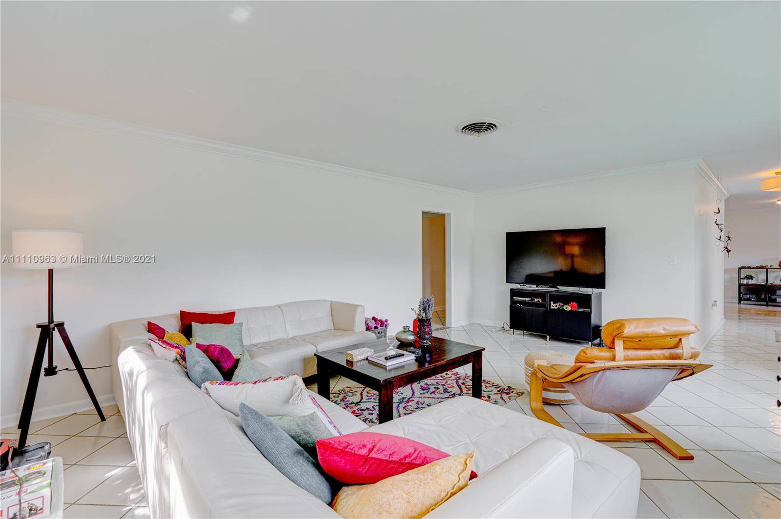 Pinecrest, FL 33156,12820 SW 70th Ave