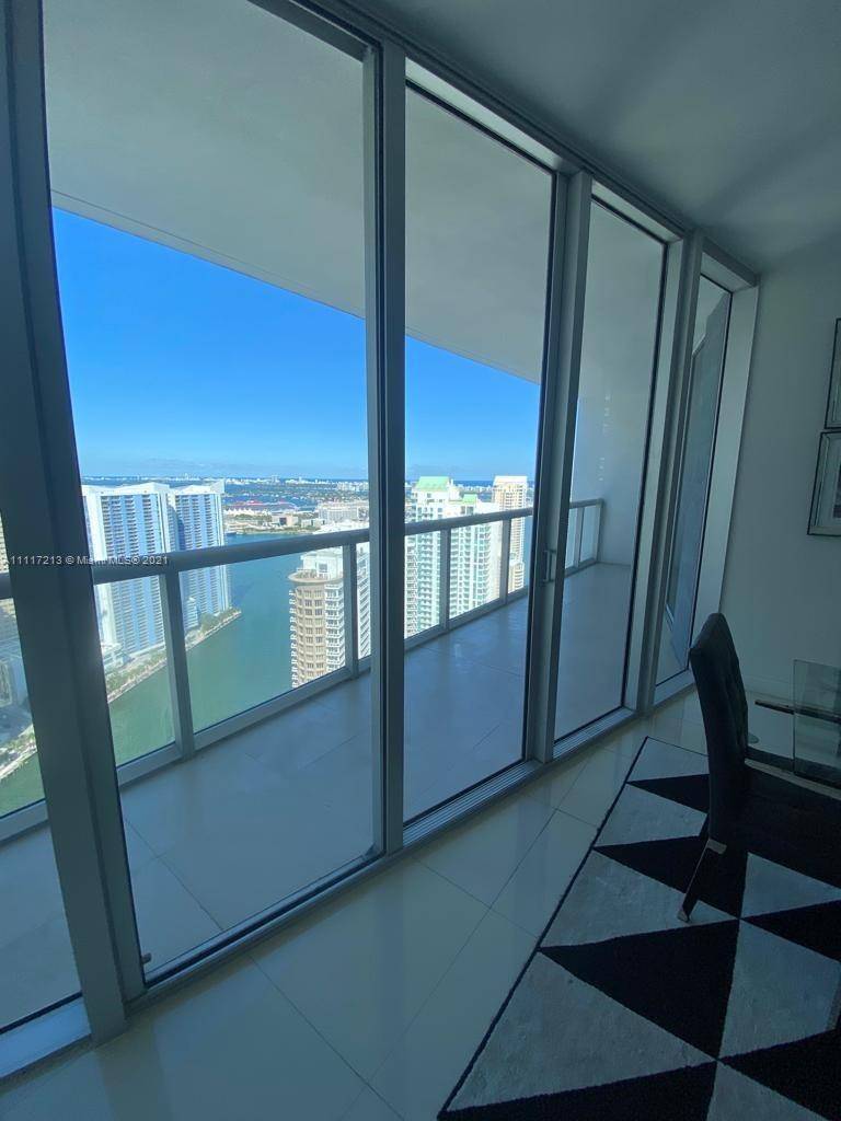 Miami, FL 33131,495 Brickell Ave #4704