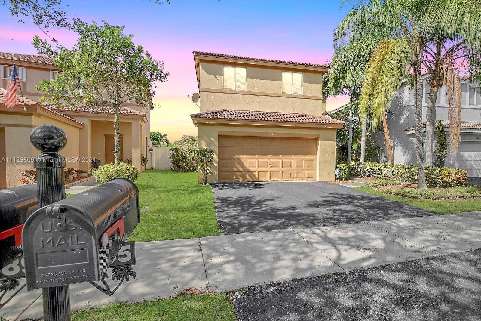 Weston, FL 33327,1495 Estancia Cir