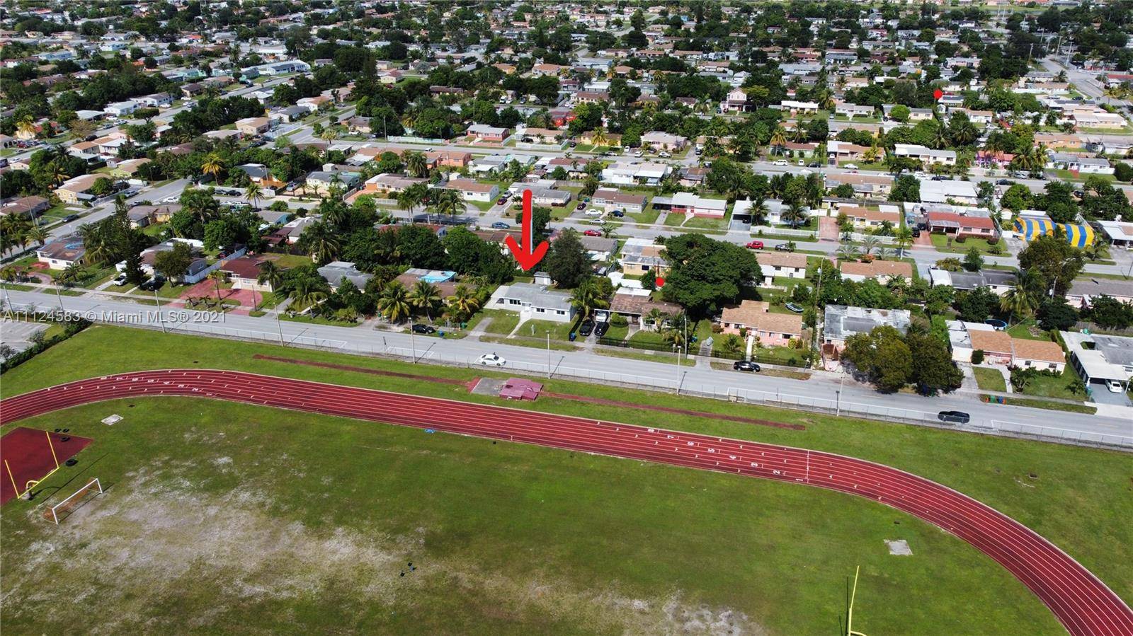 Miami Gardens, FL 33169,1041 NW 195th St