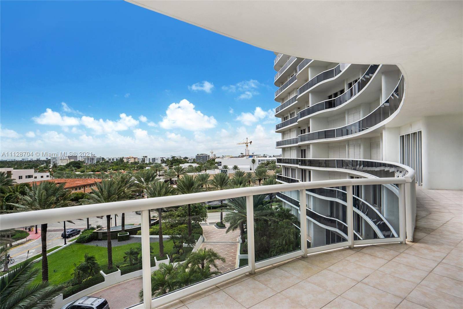 Bal Harbour, FL 33154,9601 Collins Ave #608