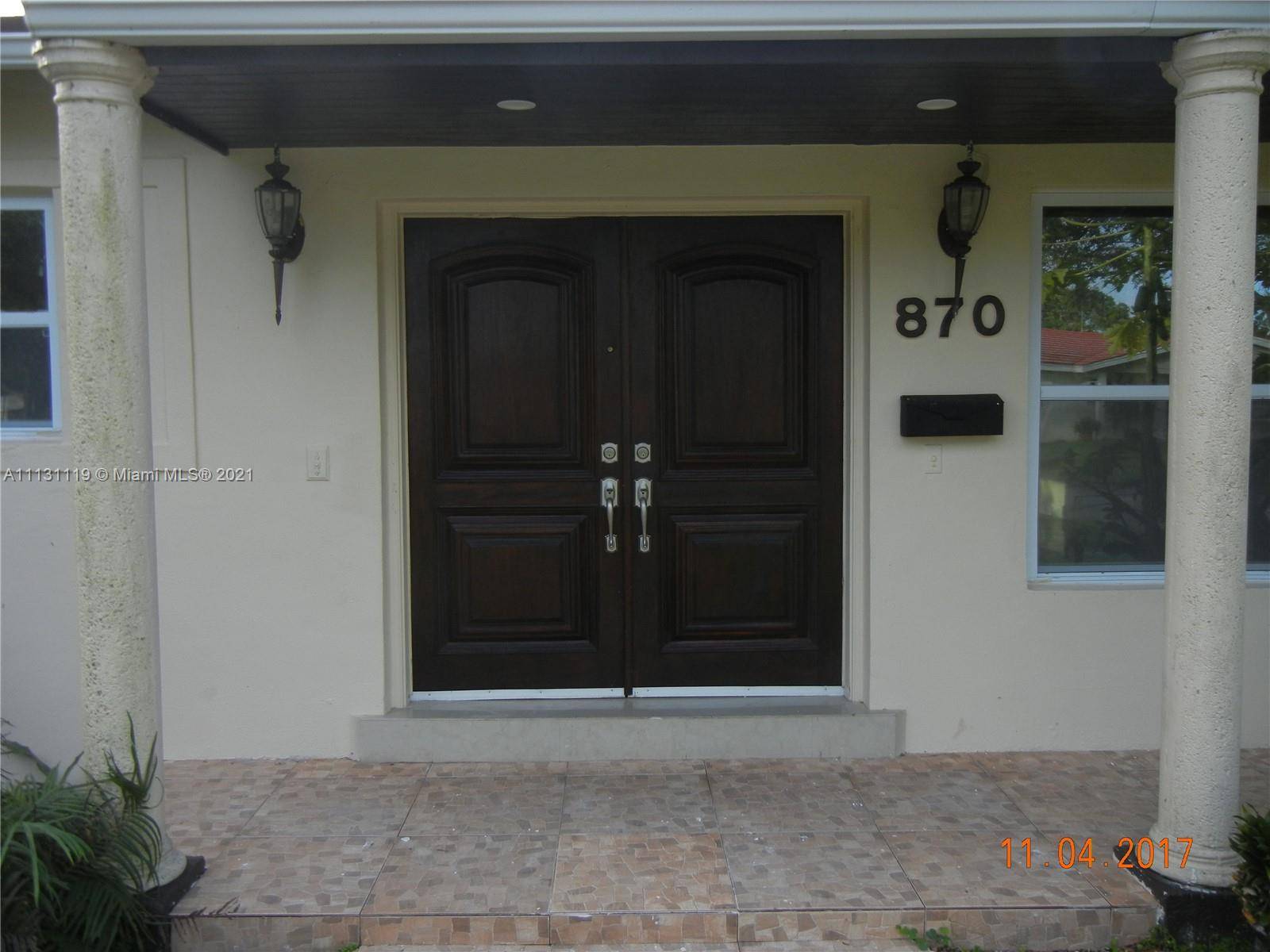 North Miami Beach, FL 33162,870 NE 182nd St