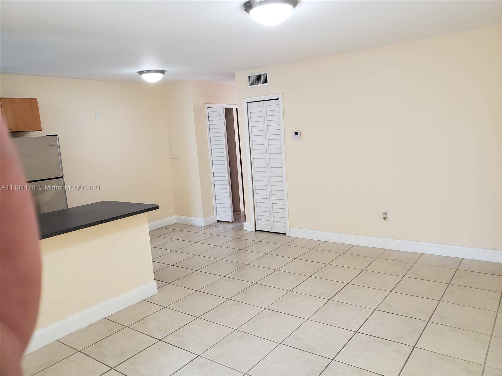 Miami Beach, FL 33139,363 Washington Ave #32
