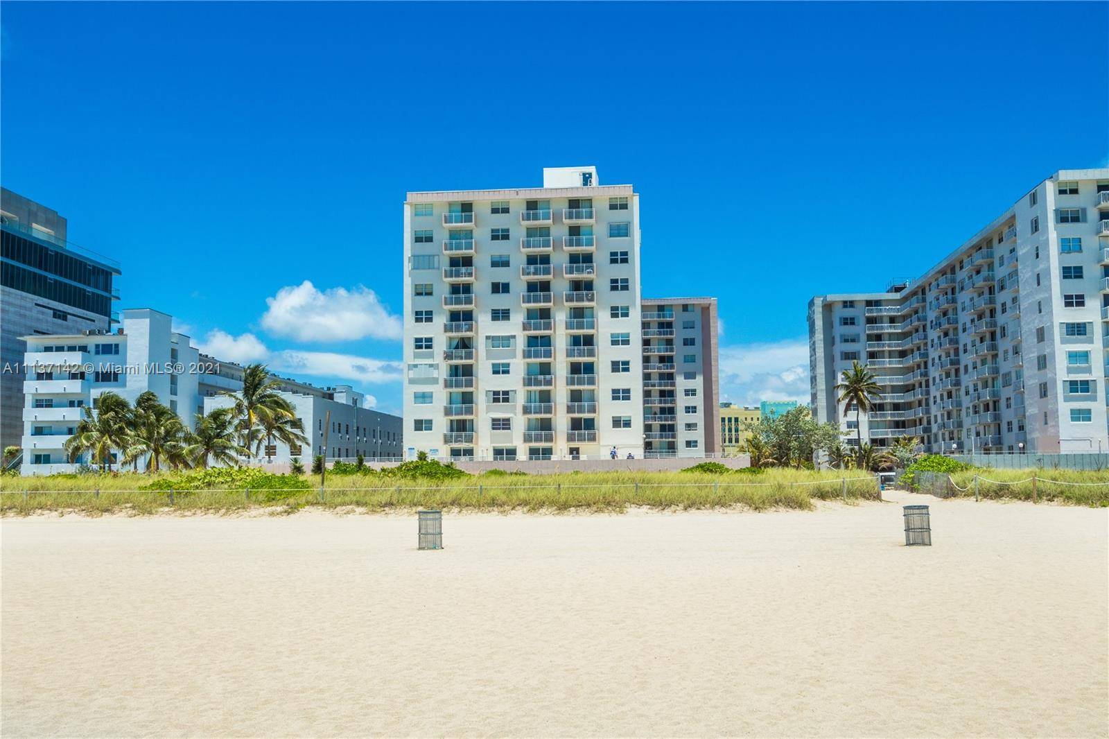 Miami Beach, FL 33139,345 Ocean Dr #610