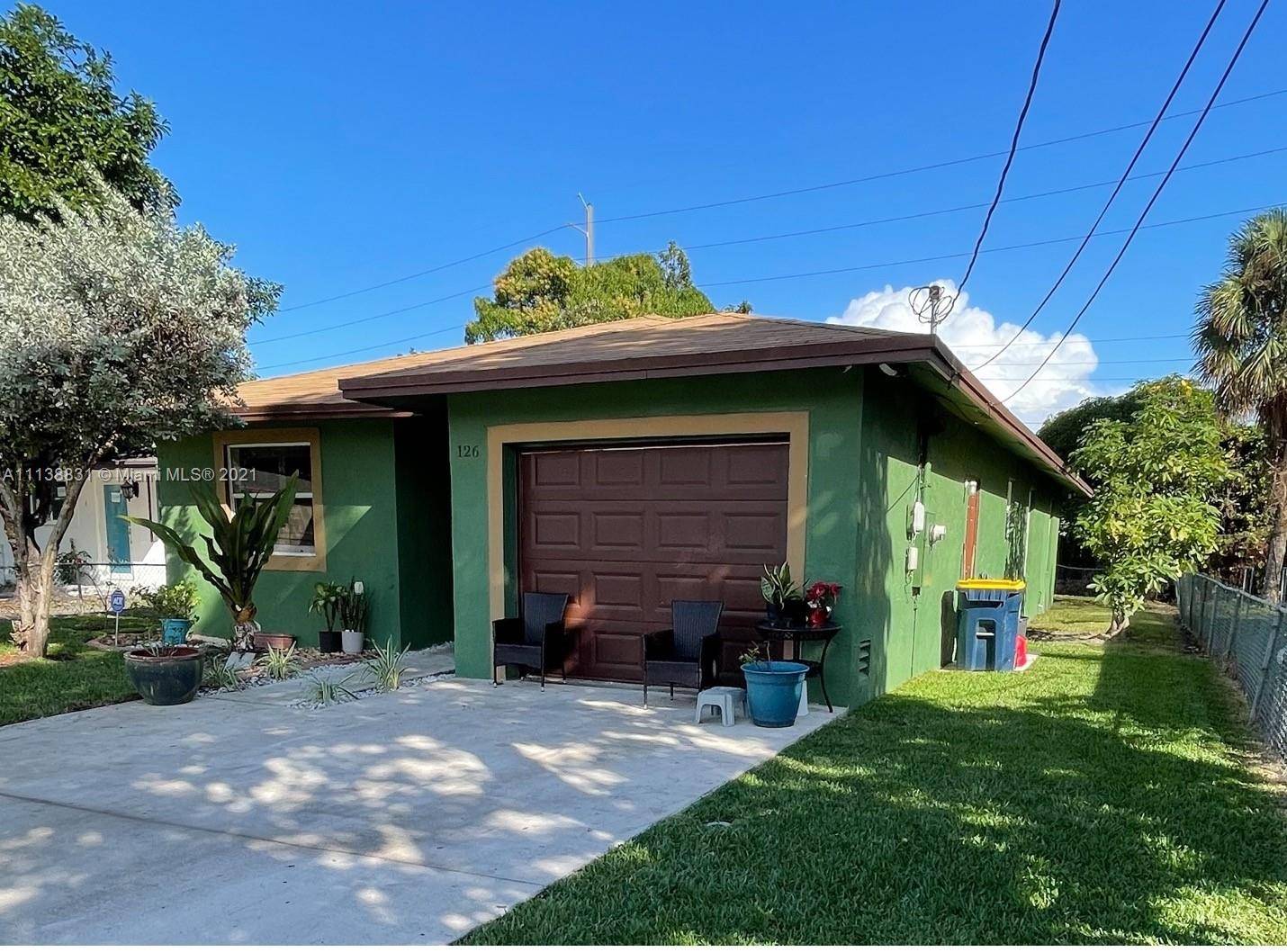 Dania Beach, FL 33004,126 NW 5th Ave