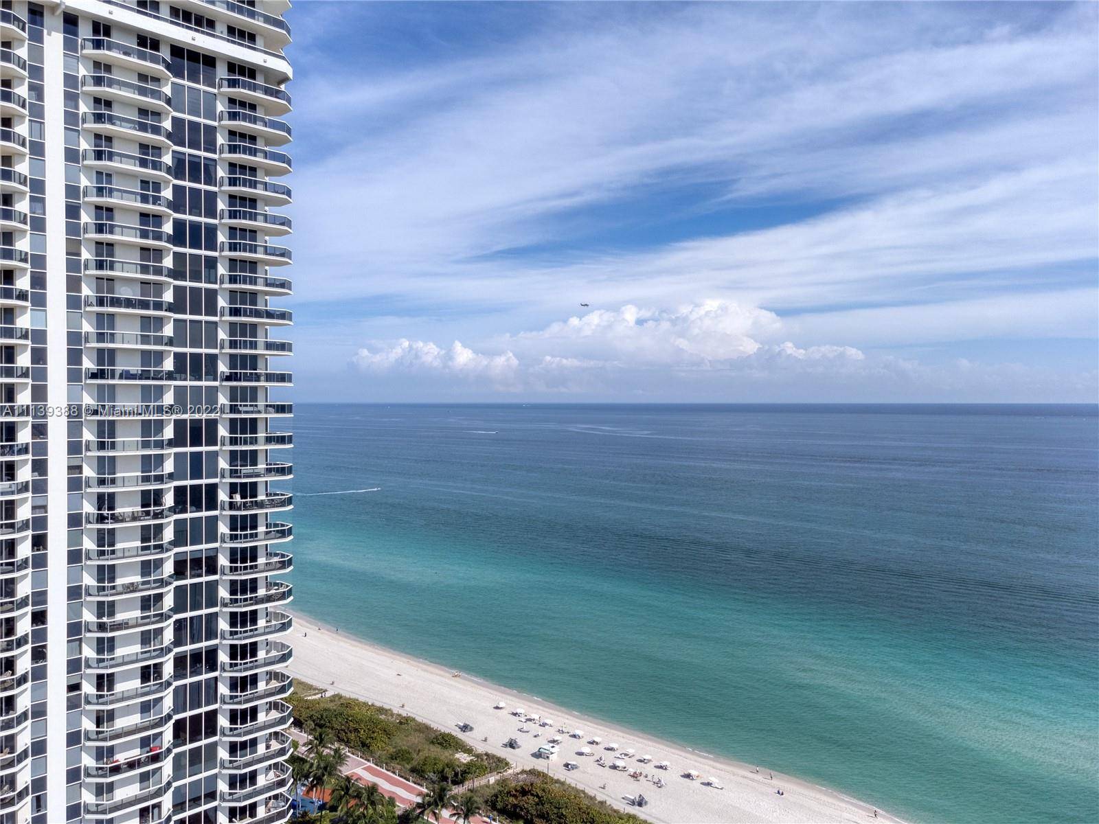 Miami Beach, FL 33140,4775 collins ave #3906