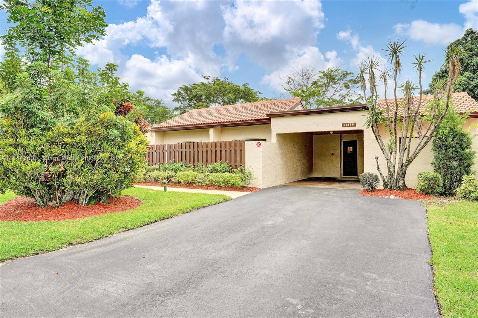 Boca Raton, FL 33433,21888 Cypress Cir