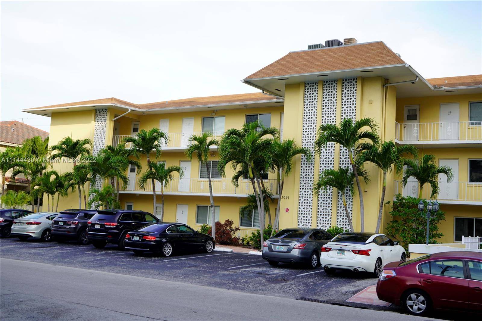 Fort Lauderdale, FL 33308,3061 NE 49th St #8