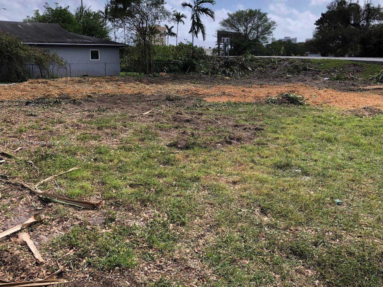 Miami, FL 33138,376 NE 82 Street