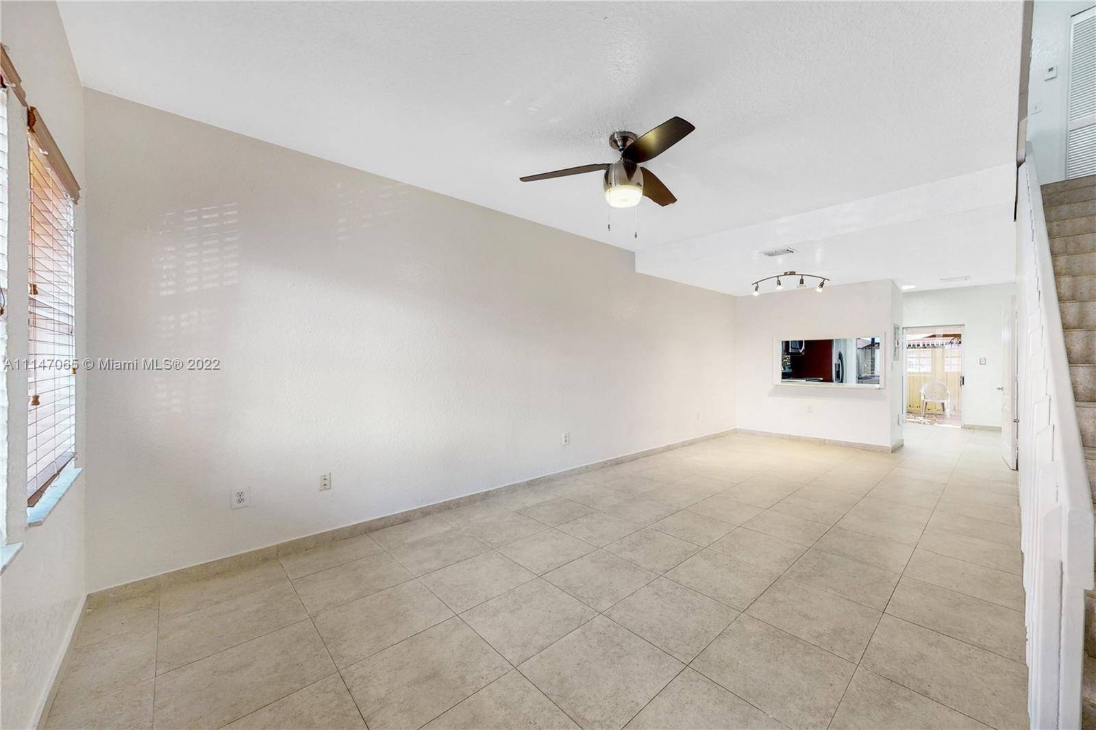 Hialeah Gardens, FL 33016,9837 W Okeechobee Rd #507