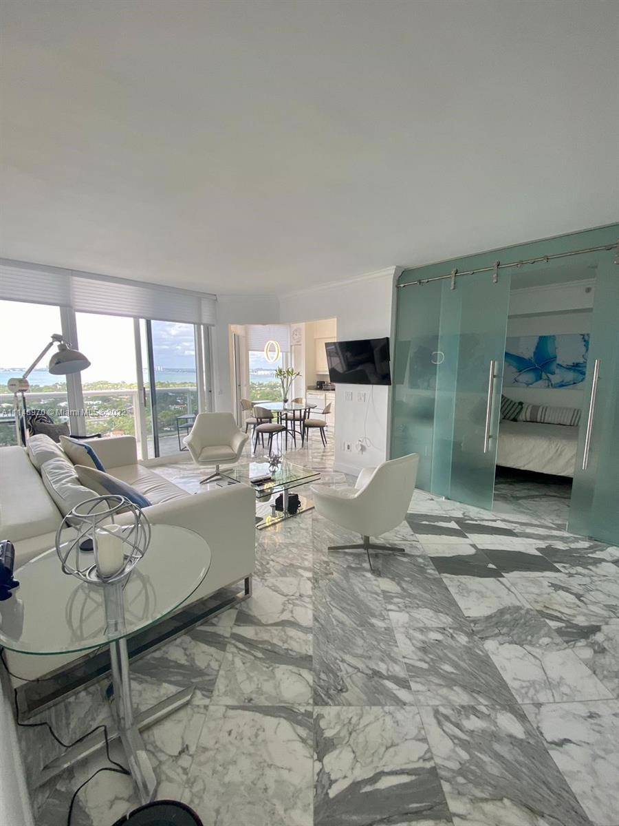 Miami Beach, FL 33140,4779 Collins Ave #2406