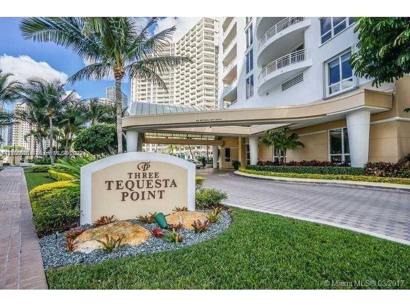 Miami, FL 33131,848 Brickell Key Dr #301