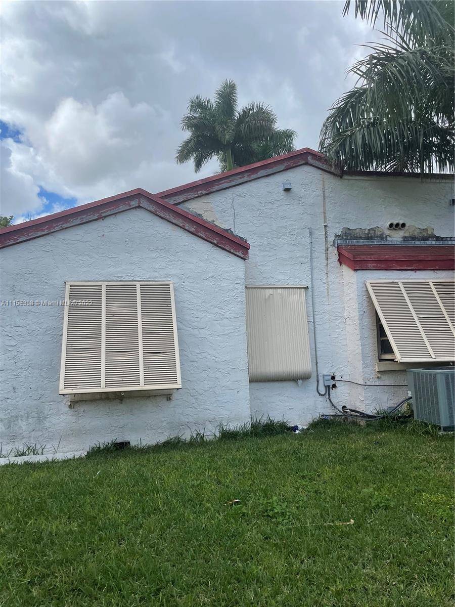 Homestead, FL 33030,24 NE 12th St