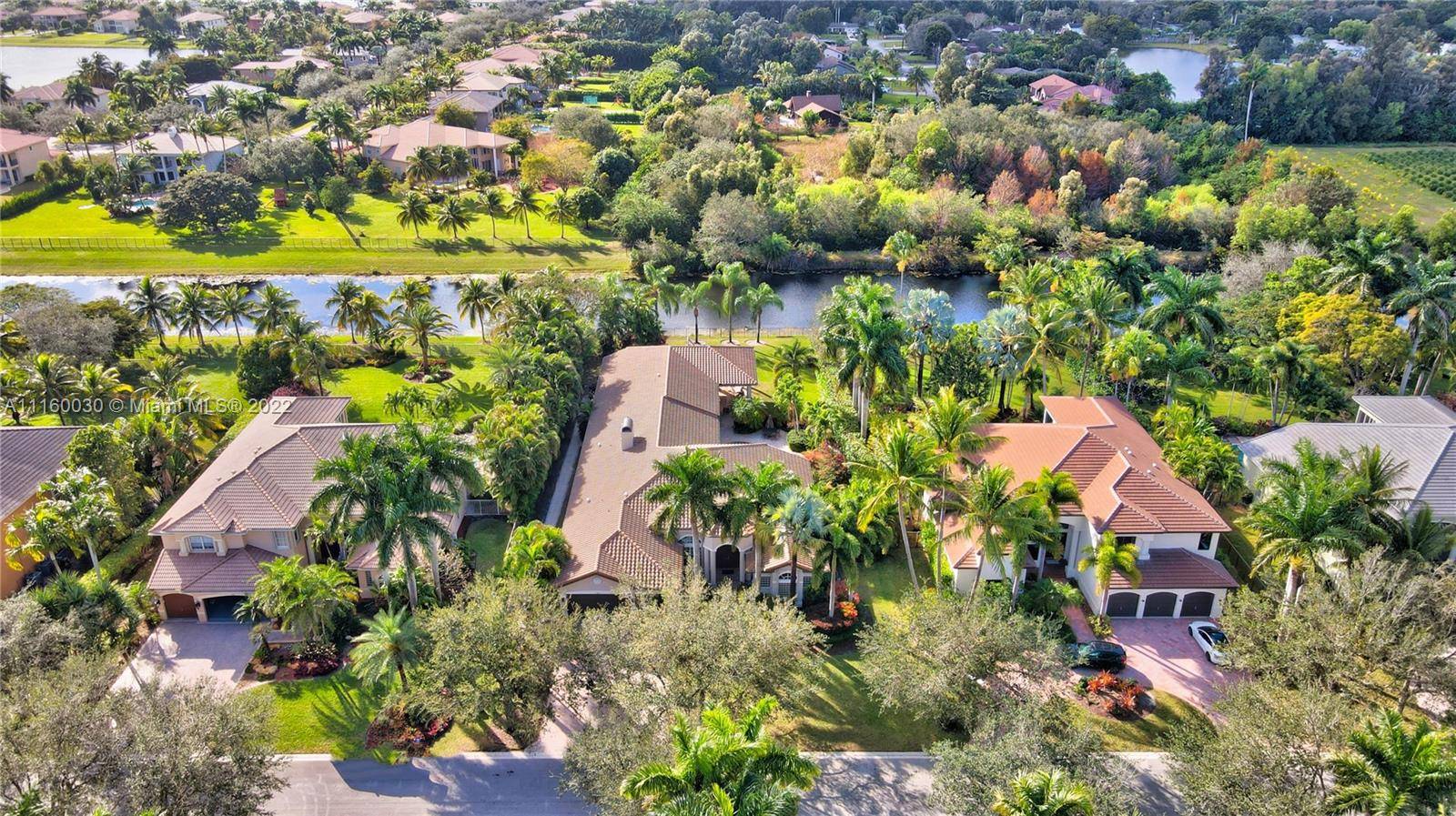 Davie, FL 33328,2981 W Lake Vista Cir