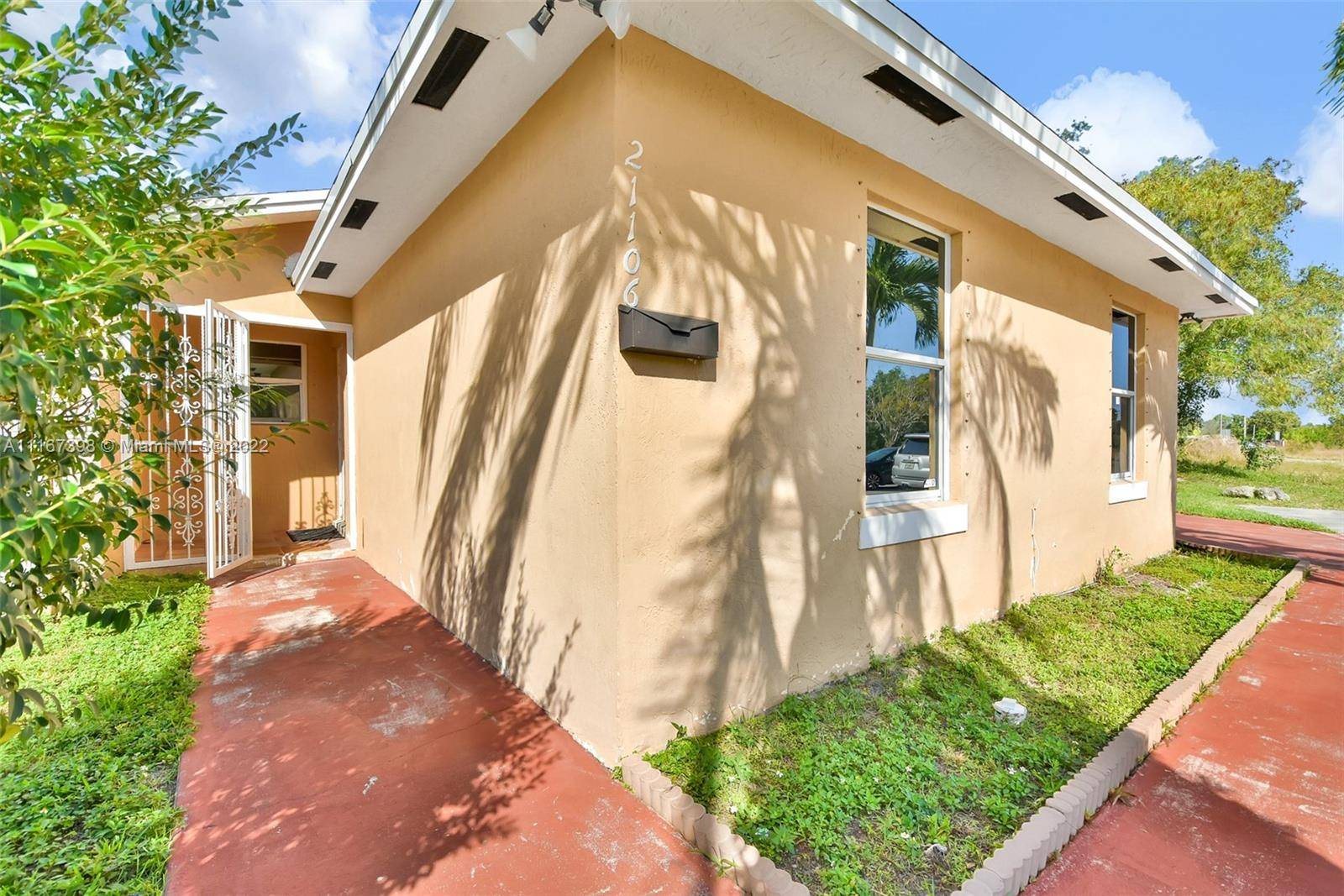 Cutler Bay, FL 33189,21106 Permit Ln