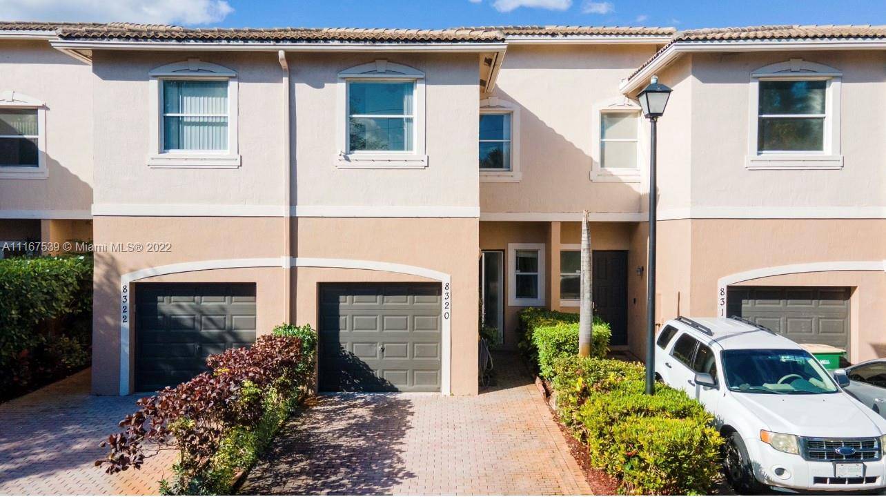 Tamarac, FL 33321,8320 Lagos De Campo Blvd #8320