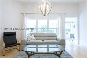 Fort Lauderdale, FL 33304,2125 NE 15th St