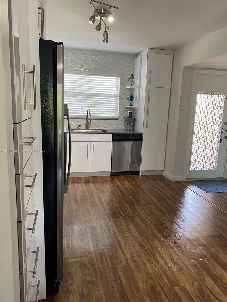 Sunrise, FL 33322,9321 Sunrise Lakes Blvd #304