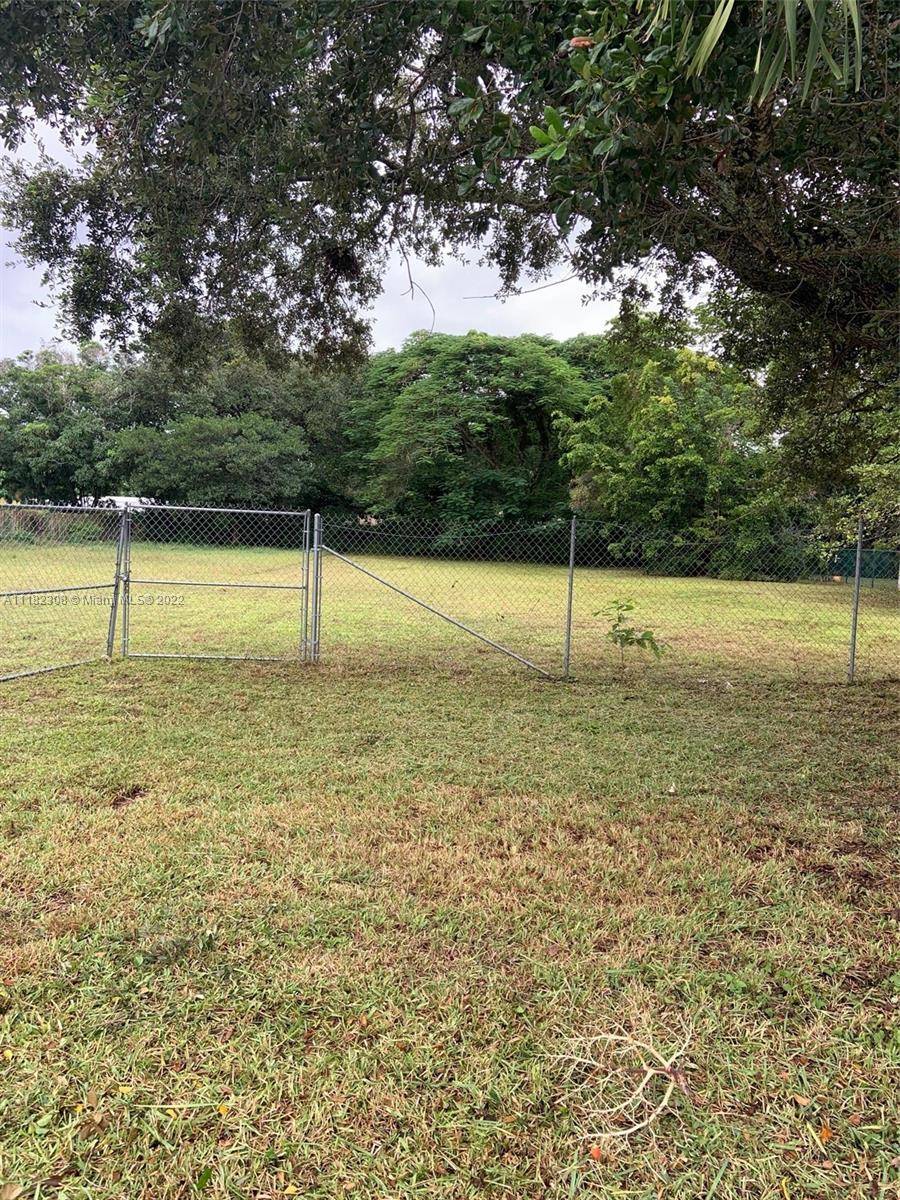 El Portal, FL 33150,8998 N Miami Ave