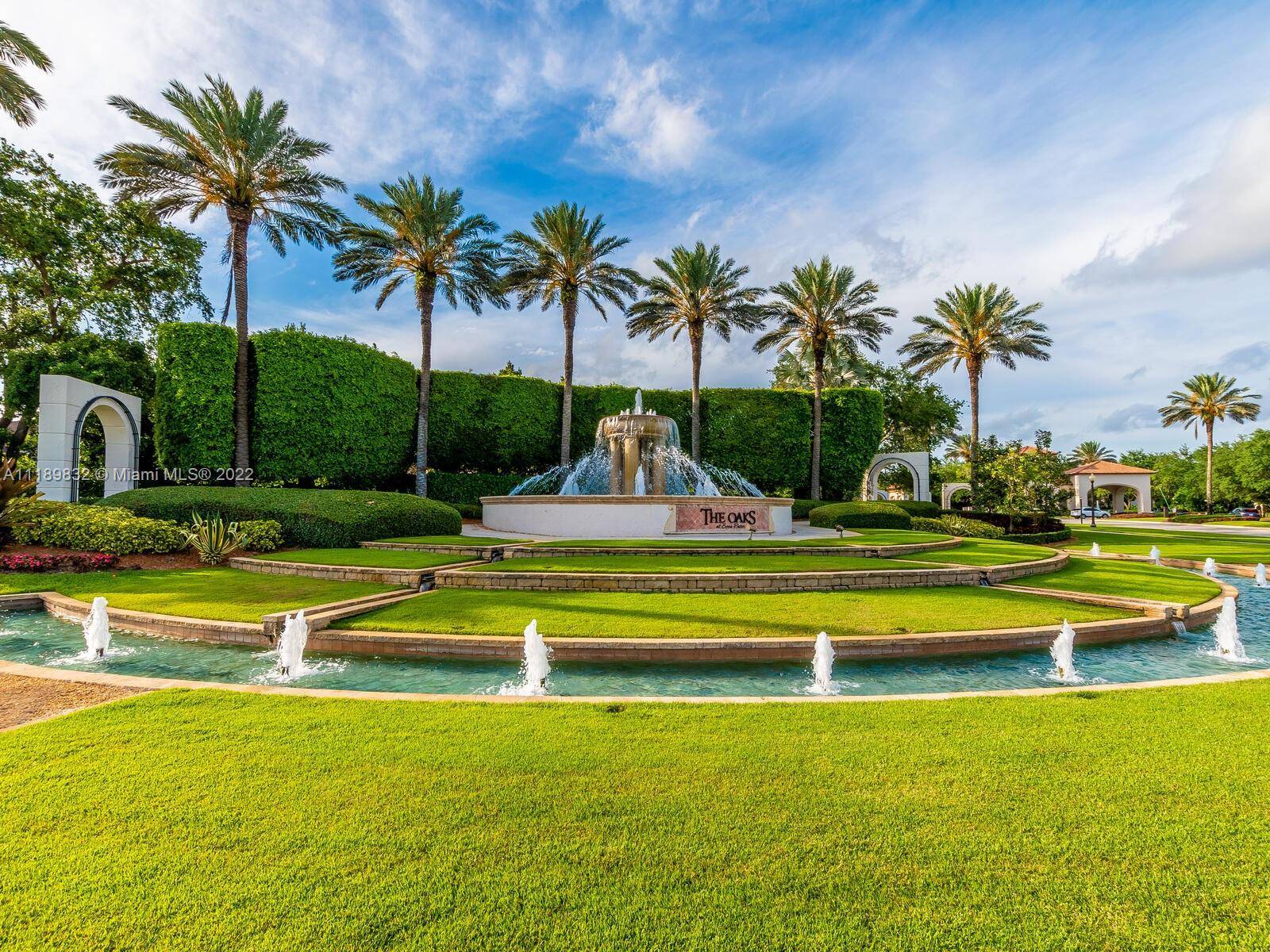 Boca Raton, FL 33496,17968 Villa Club Way