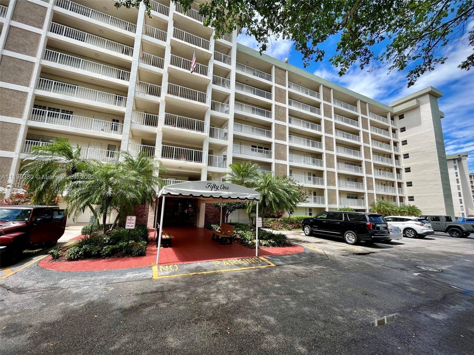 Pompano Beach, FL 33069,3080 N Course Dr #707