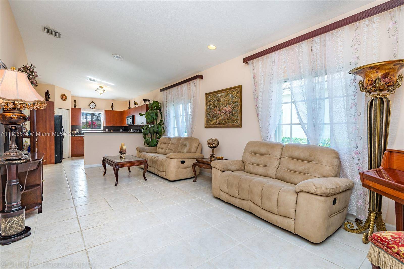 West Palm Beach, FL 33411,2394 Windjammer Way