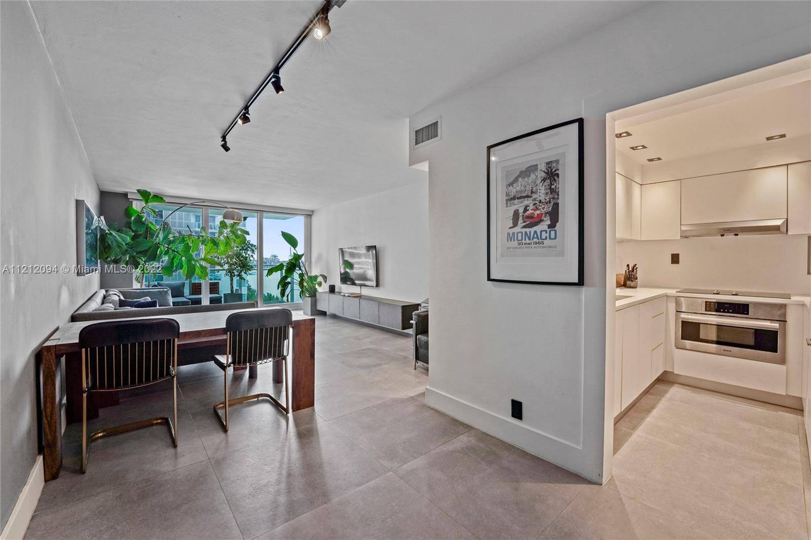 Miami Beach, FL 33139,1000 West Ave #626