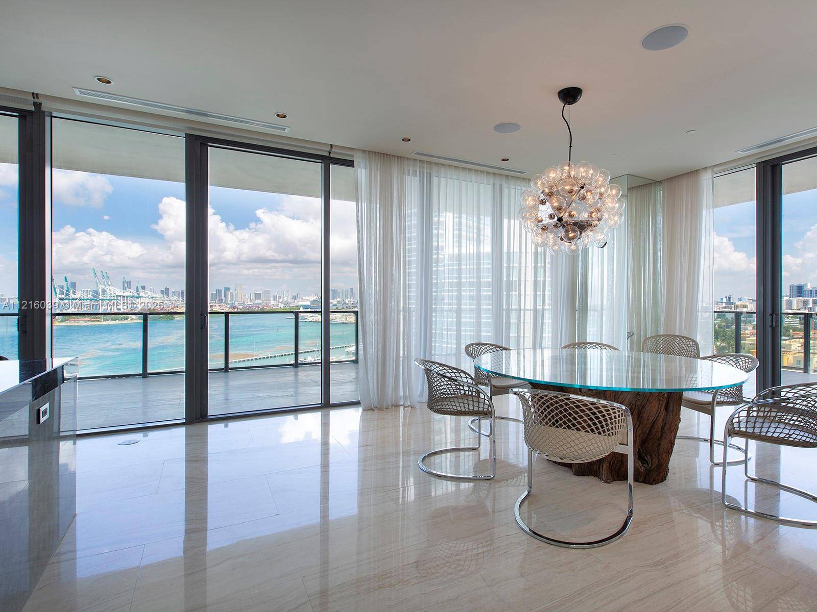 Miami Beach, FL 33139,800 S Pointe Dr #1204