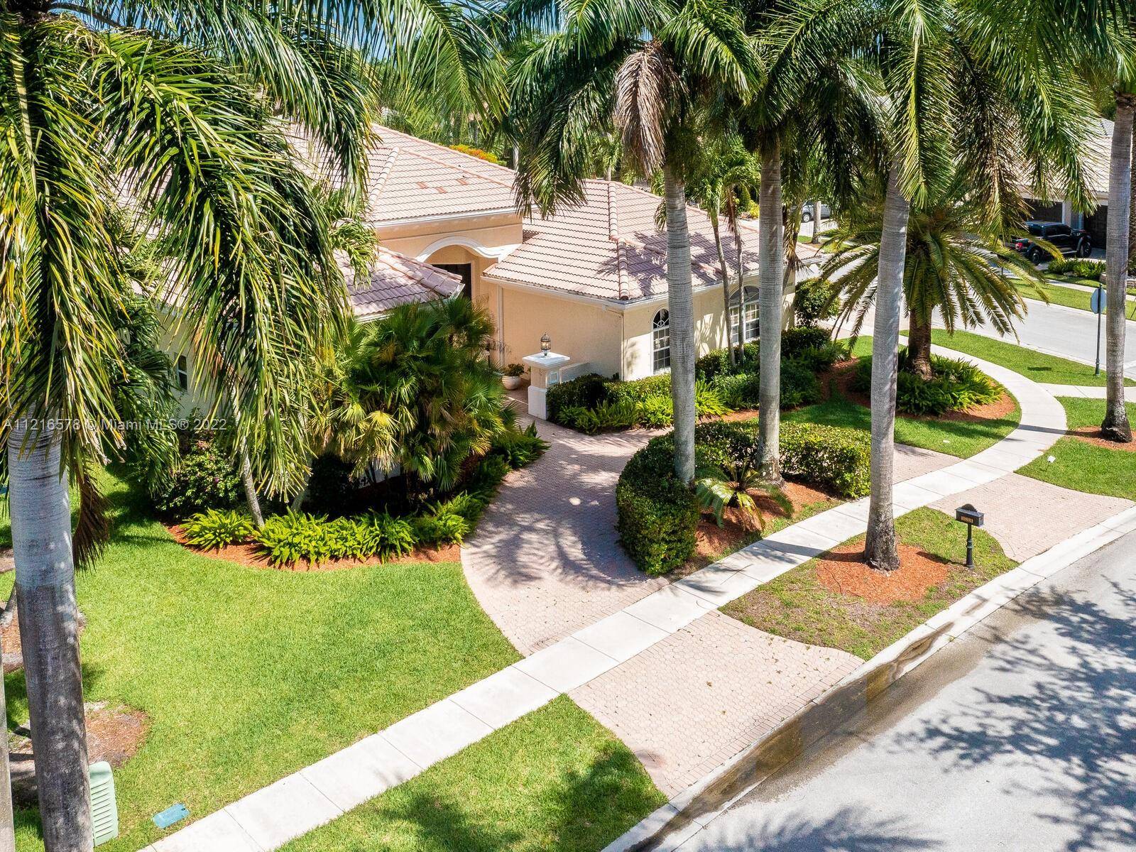 Plantation, FL 33324,10881 Hawks Vista St