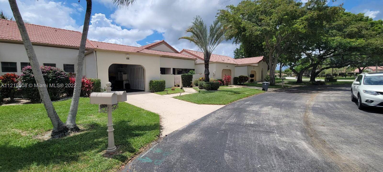 Boynton Beach, FL 33472,5910 W Parkwalk Cir W