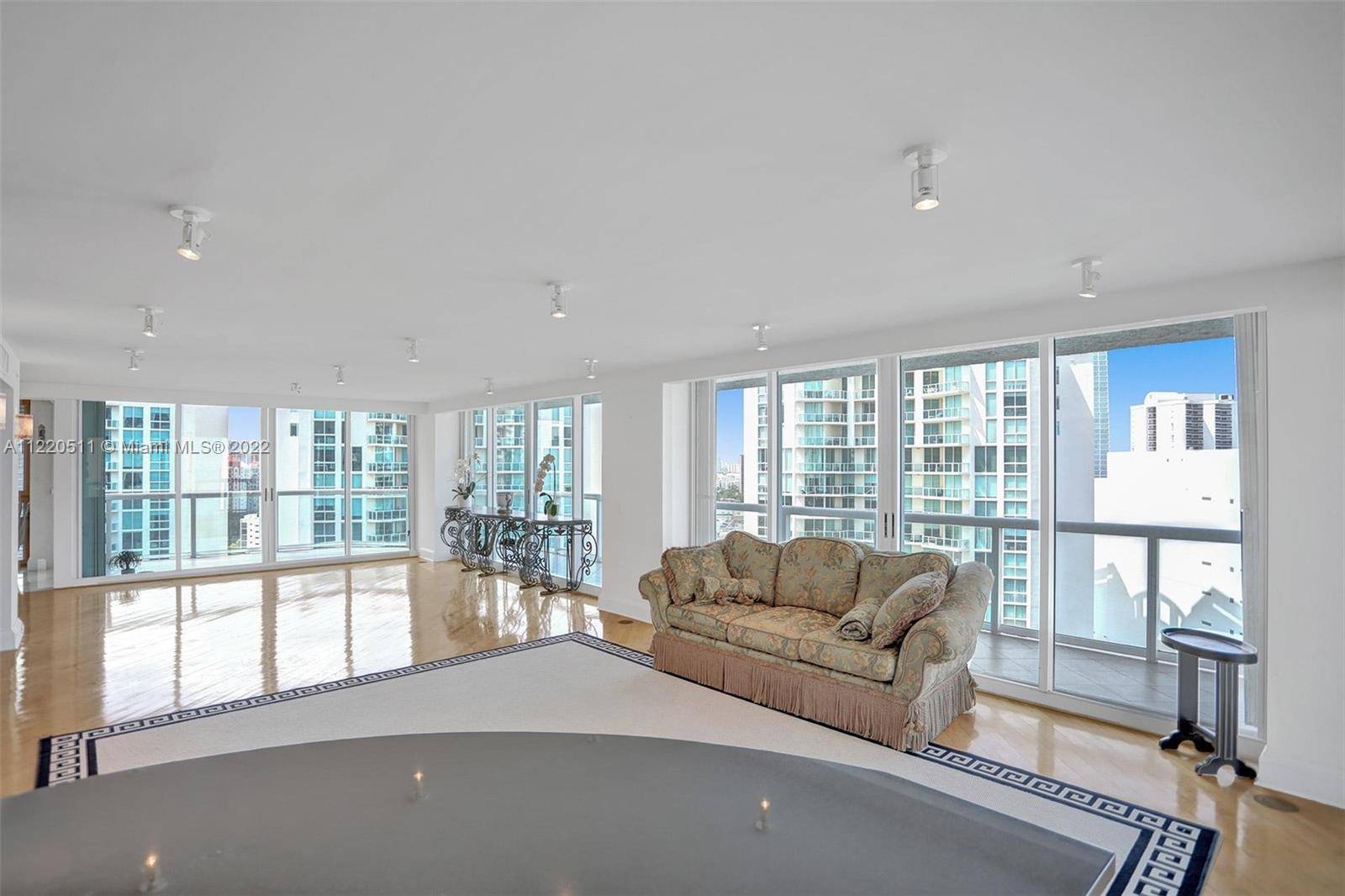 Sunny Isles Beach, FL 33160,16400 Collins Ave #1841