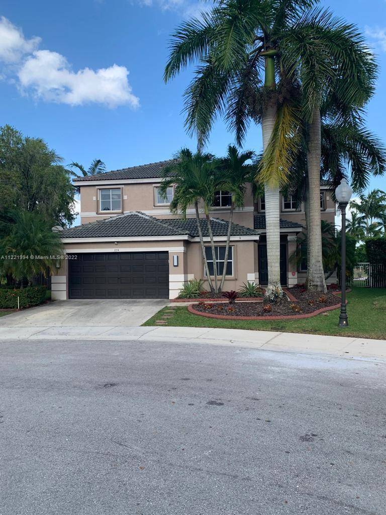 Weston, FL 33327,874 Sunflower Cir