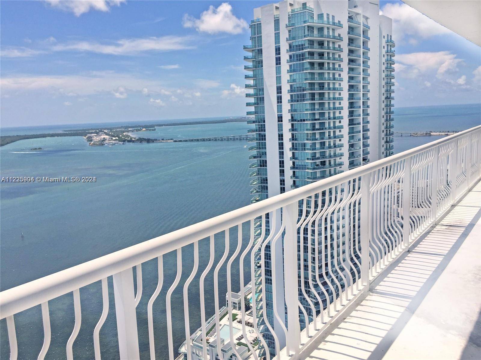 Miami, FL 33131,1200 Brickell Bay Dr #3902