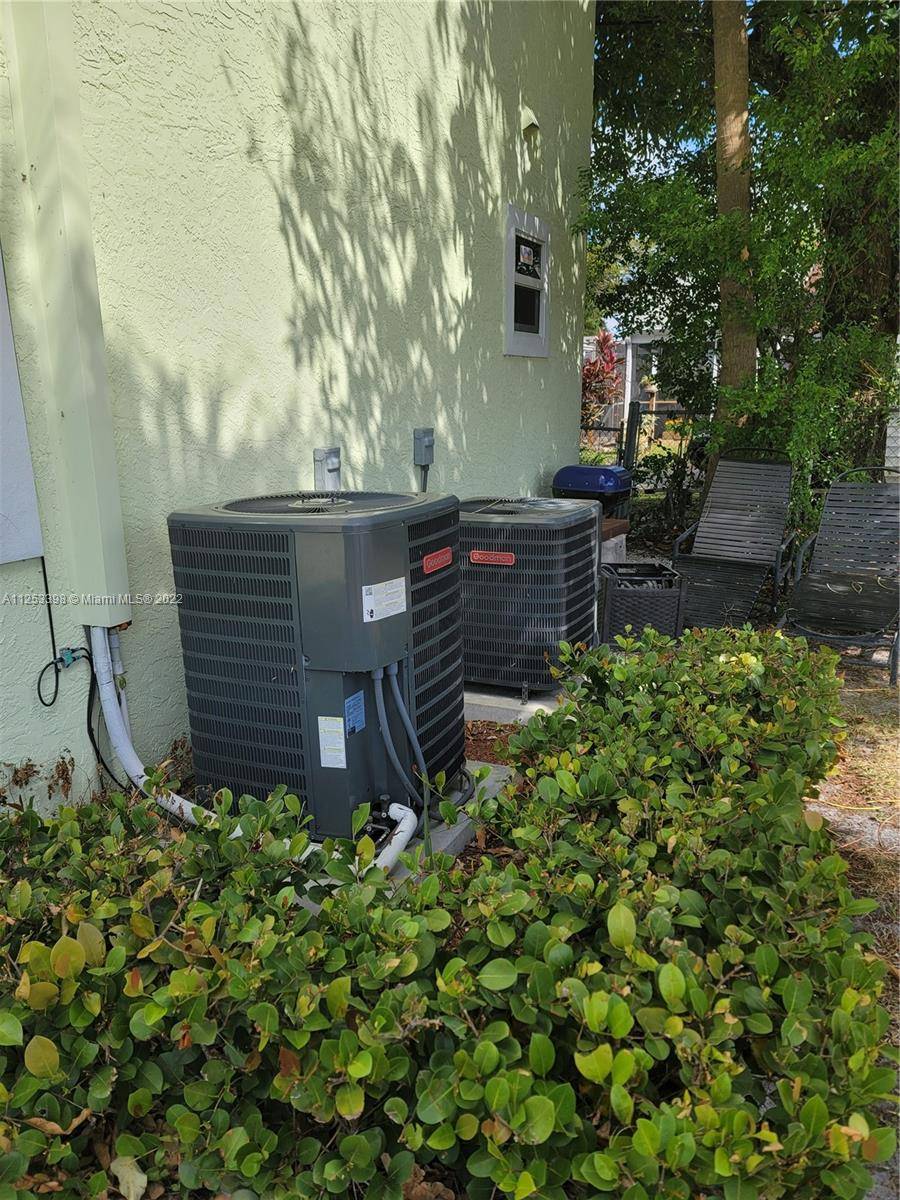 West Palm Beach, FL 33405,627 Bunker Rd