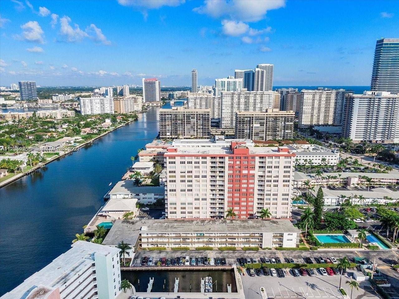 Hallandale Beach, FL 33009,3177 S Ocean Dr #204