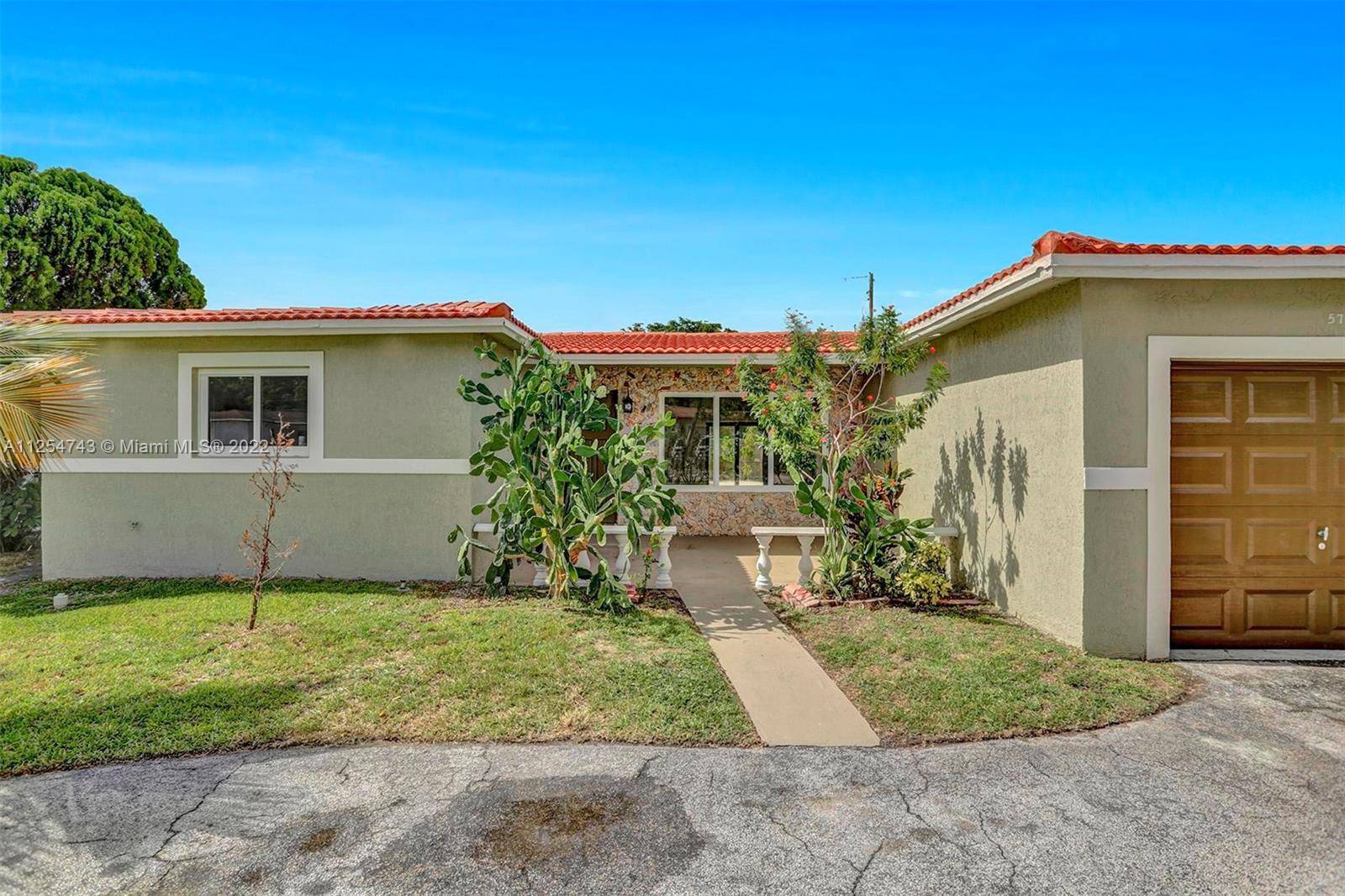 Lauderhill, FL 33313,5720 NW 13th Ct