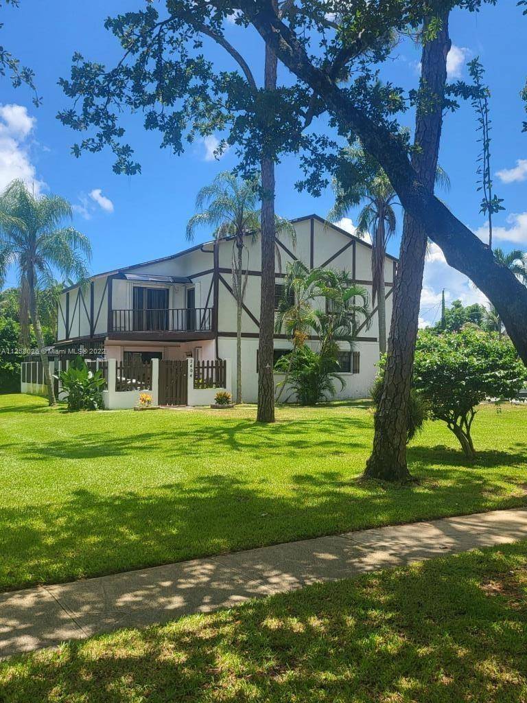 West Palm Beach, FL 33415,2400 Lena Ln