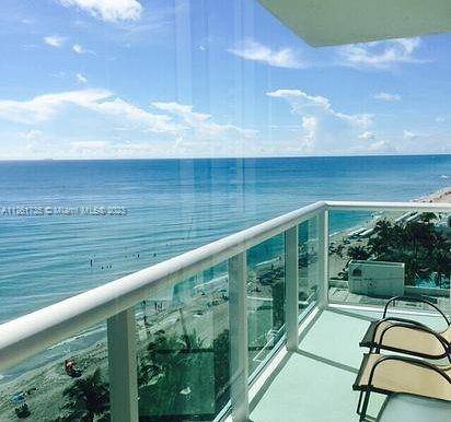 Hollywood, FL 33019,3901 S Ocean Dr #11C