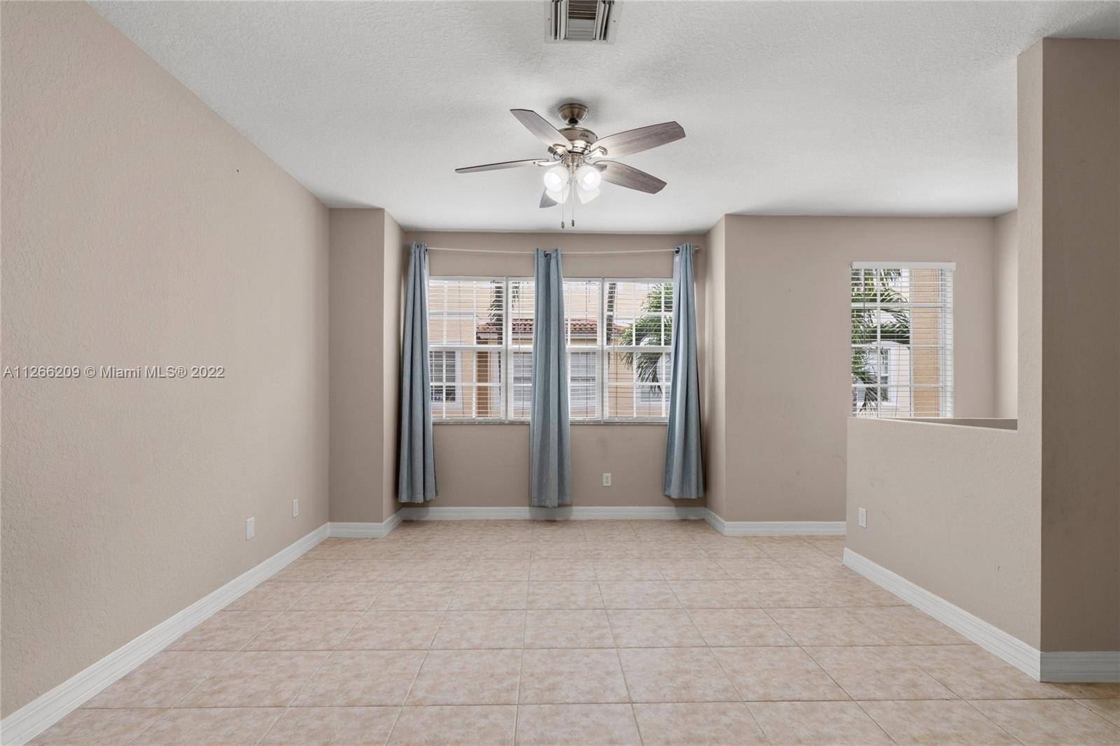 Boynton Beach, FL 33435,121 Harbors Way